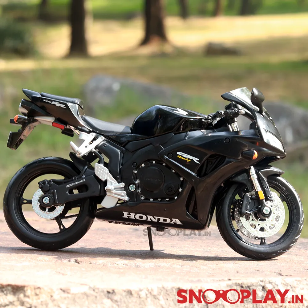 Honda CBR 1000RR Diecast Bike 1:12 Scale Model