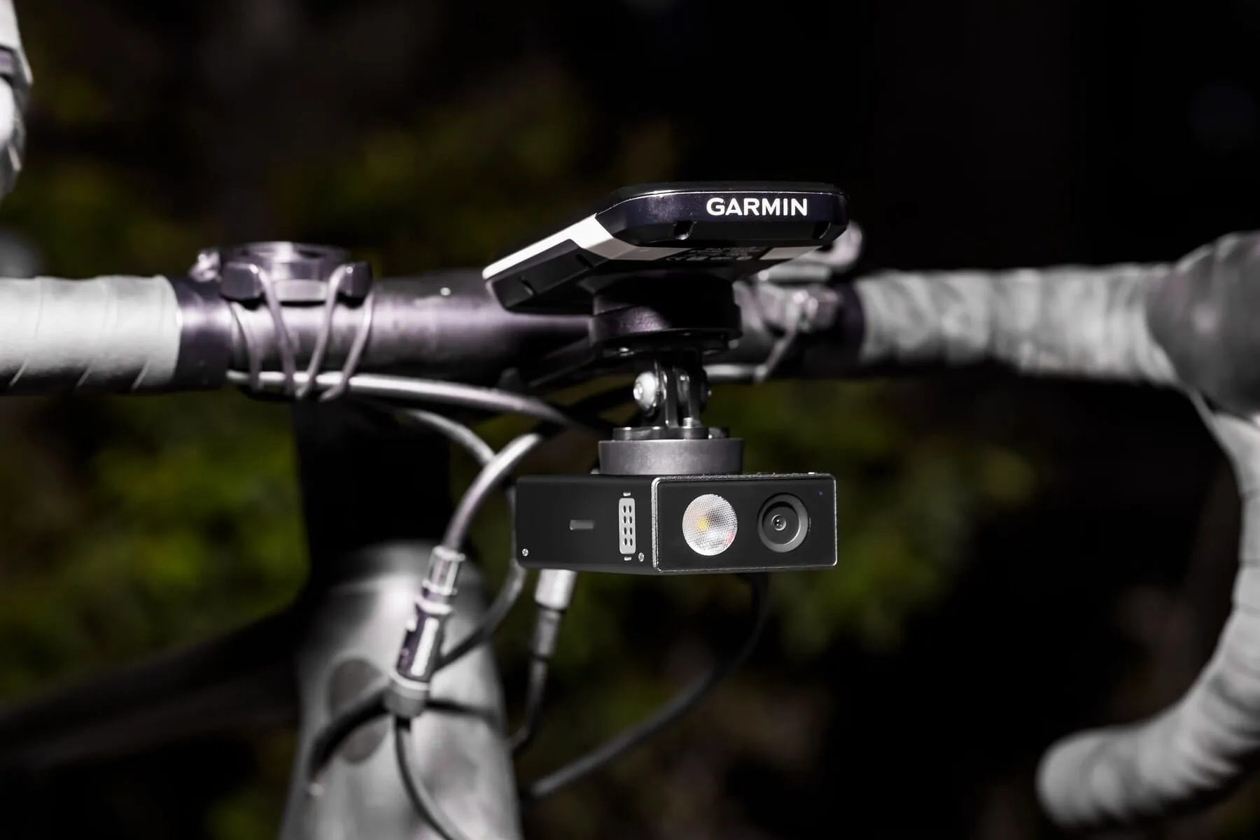 TOOO Cycling Front Camera Bike Light Combo - Black